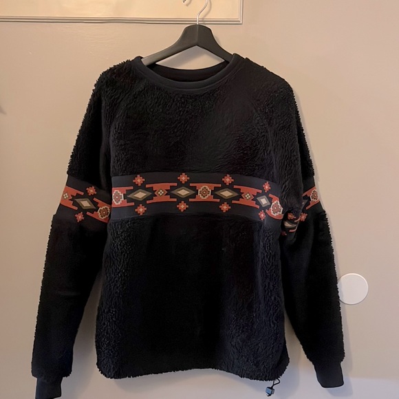 Urban Outffiters sweater - Picture 1 of 2